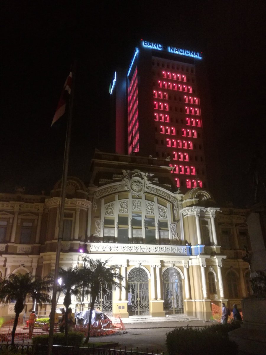 octoleaks's tweet photo. Lots of $smart conversations tonight  at the successful #AsoBlockchainCR launching event that gathered Costa Rican devs, investors entrepreneurs, regulators, innovators. See the builders building. 🇨🇷

#blockchain #crypto #fintech #altcoins #costarica #puravida @scashofficial https://t.co/ex0qYS3who