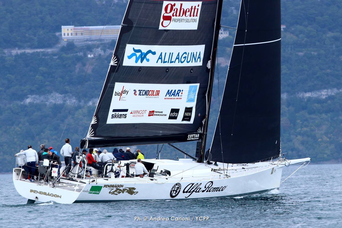 VillaParens's tweet photo. Pronti a regatare! #VillaParens spiega le vele con #PendragonUSA7744 e il suo equipaggio per la 50esima @RegataBarcolana, reduce dal successo della Portopiccolo Maxi Race &amp; Trofeo Bernetti. Buon vento e #NothingOverBoard! https://t.co/nVG6Ls93na