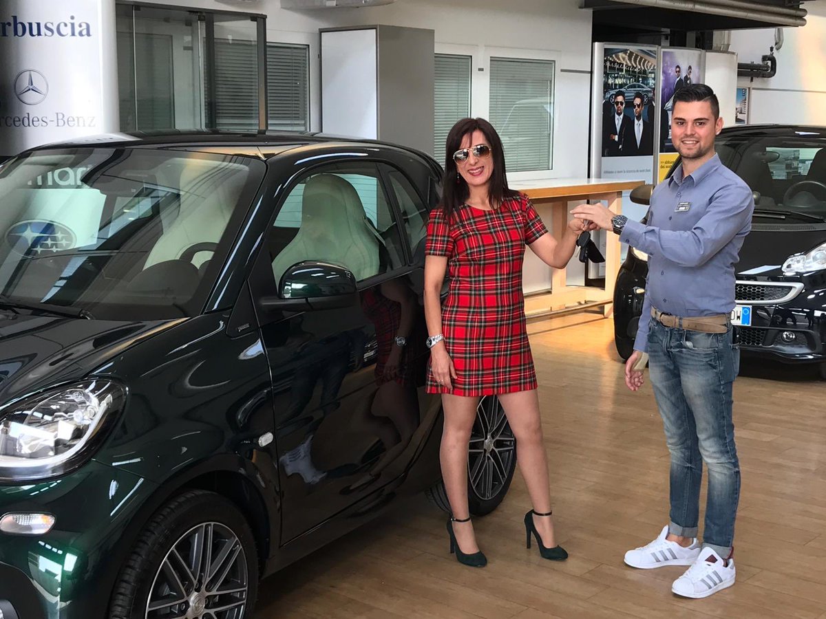 alycecappellaio's tweet photo. @smart_Italia Già fatto... #BritishVersion 🇬🇧 https://t.co/mOOUlVGbHG