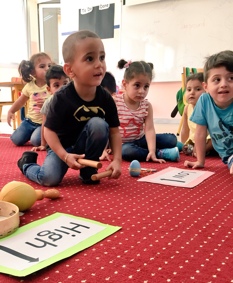 reem_chams's tweet image. #KG1_A learners try some #musical_instruments 🎻🥁and  #classify them as high or low sound instruments 🎺🎶  @FThaalby @DawhaHighSchool