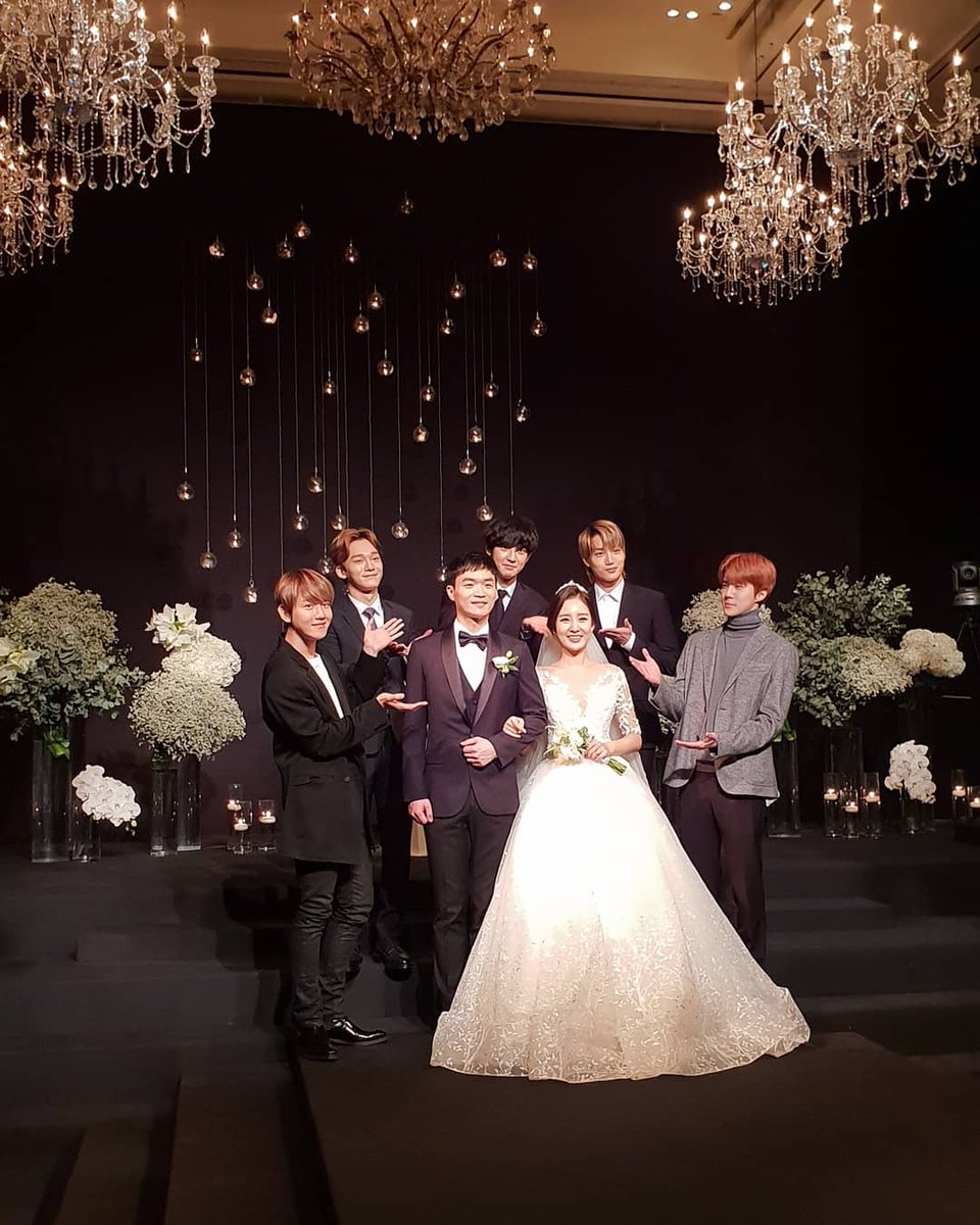 chanyeoloving's tweet photo. Everything is so beautiful ♡ https://t.co/o7lngVNFDJ