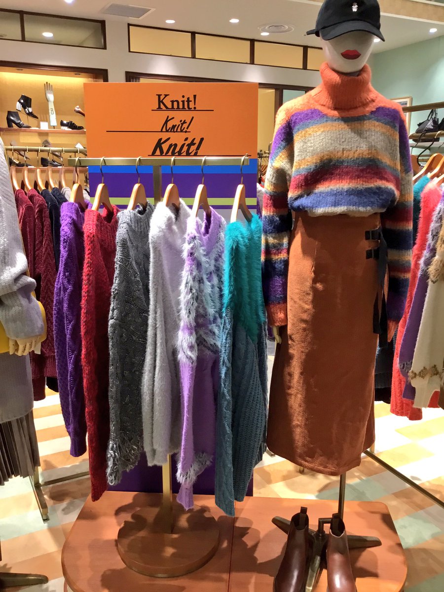 ルミネエスト新宿 1f Rose Bud Knit Knit Knit すっかり気温が下がってきたこの季節 お気に入りのニットをローズバッドで見つけませんか