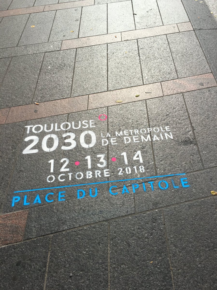 cleancomconseil's tweet photo. Toulouse 2030, Métropole de demain au capitole tout le week-end !
#cleancom #cleantag #claytag #communication #toulouse2030 #streetmarketing #marquageausol #ecologie #peinturebio https://t.co/qM8X2vAt2F