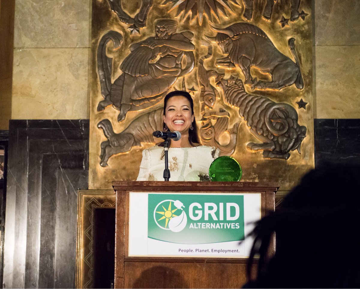 Auramvasquez's tweet photo. Last night was very special to me. It was an honor to be recognized by @GRID at the #Interconnection event for my work on bringing #solarprograms to low-income communities. It feels like it was just yesterday when I first learn about Global Warming in my school at age 11. https://t.co/Z3pIeijRkJ