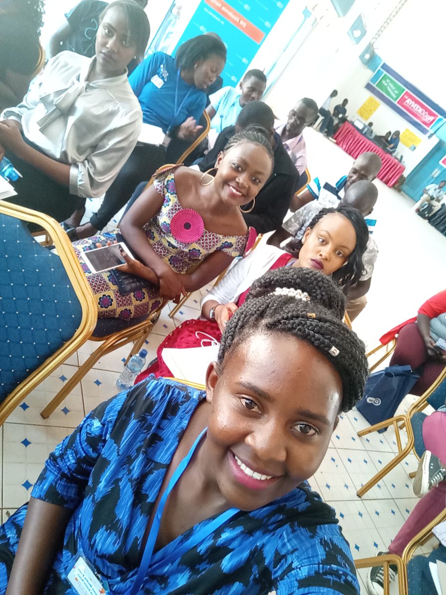 DwAlumni's tweet photo. Selfie sessions at the lake Region Media Expo.  Sometimes we work,  sometimes we play
#LRME2018
#DWAAKE https://t.co/QZWAwJGgwF