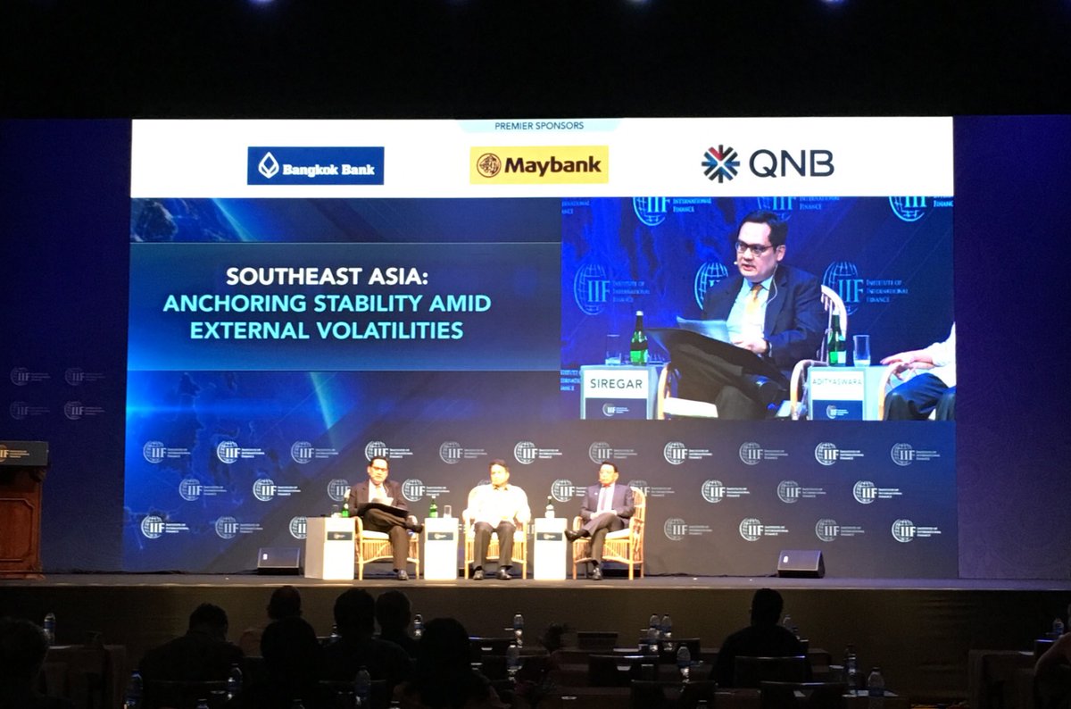 MyMaybank's tweet photo. Diwa Guinigundo of @BangkoSentral, Mirza Adityaswara of Bank of Indonesia &amp; Reza Siregar of @IIF on stage now discussing views, policies, trade dispute impacting the emerging market and more -  Southeast Asia: Anchoring Stability Amid External Volatilities #IIFbali https://t.co/w6ll29mdHe