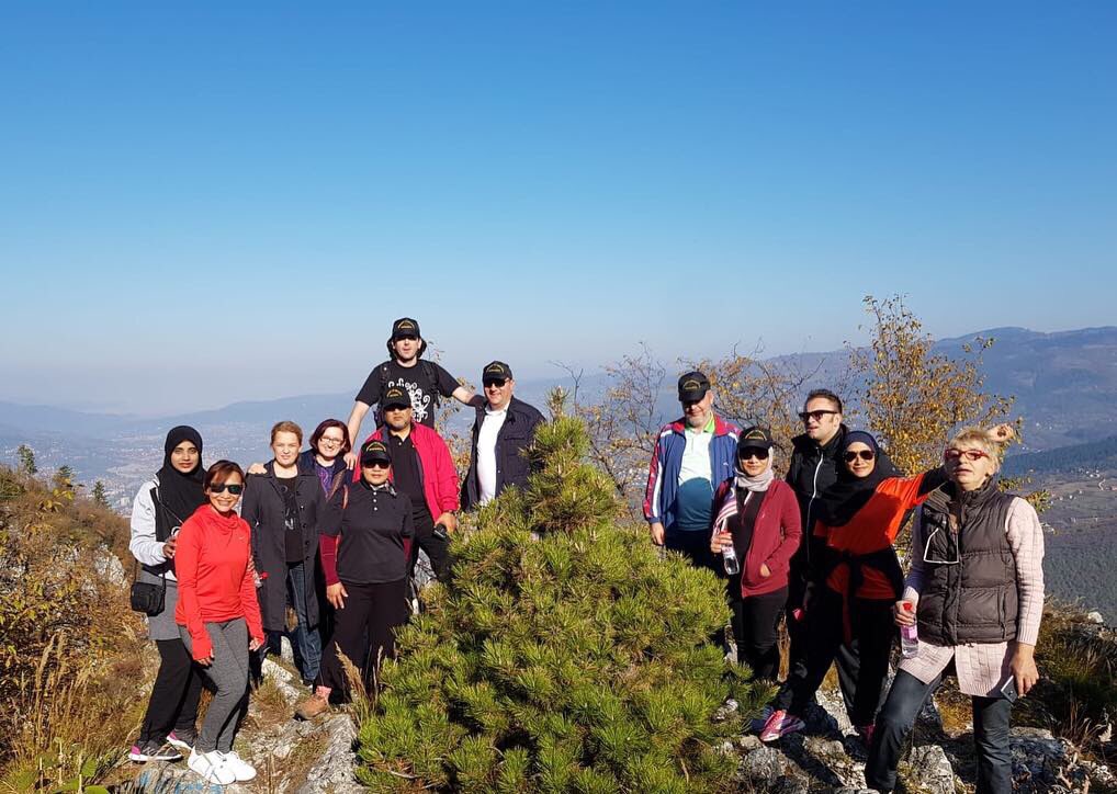 MYEmbSarajevo's tweet photo. Sambutan Hari Sukan Negara 2018 peringkat Kedutaan Besar Malaysia Sarajevo. Mendaki bukit Trebevic yang terletak kira-kira 19 km dari Old Town Bascarsija 
#HSN18 #JomTurunPadang 
@HariSukanNegara @KBSMalaysia https://t.co/tzotIvoxZE