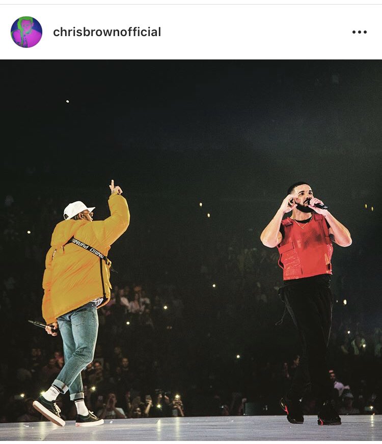 deedoublee03's tweet photo. I been waiting so long for them to make up and make amazing music together!! It should have been here for #cuffszn @chrisbrown @Drake https://t.co/tGrC6GyhQs