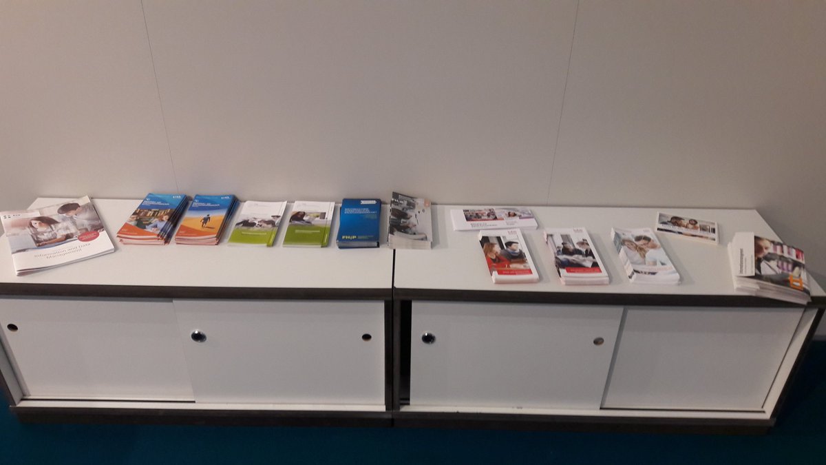 franny1846's tweet photo. Auf in Messetag Nr. 4! @wegner_m @Leih_Verkehr @testroetm & meine Wenigkeit sind in Halle 4.2 N75 wo wir neben dem Klassiker "Berufsberatung" viele coole Dinge zum Thema #mint & #CodeWeekEU mit @EULearning machen! Kommt vorbei zum #CampusWeekend #fbm18 https://t.co/PTXGktvEJ8