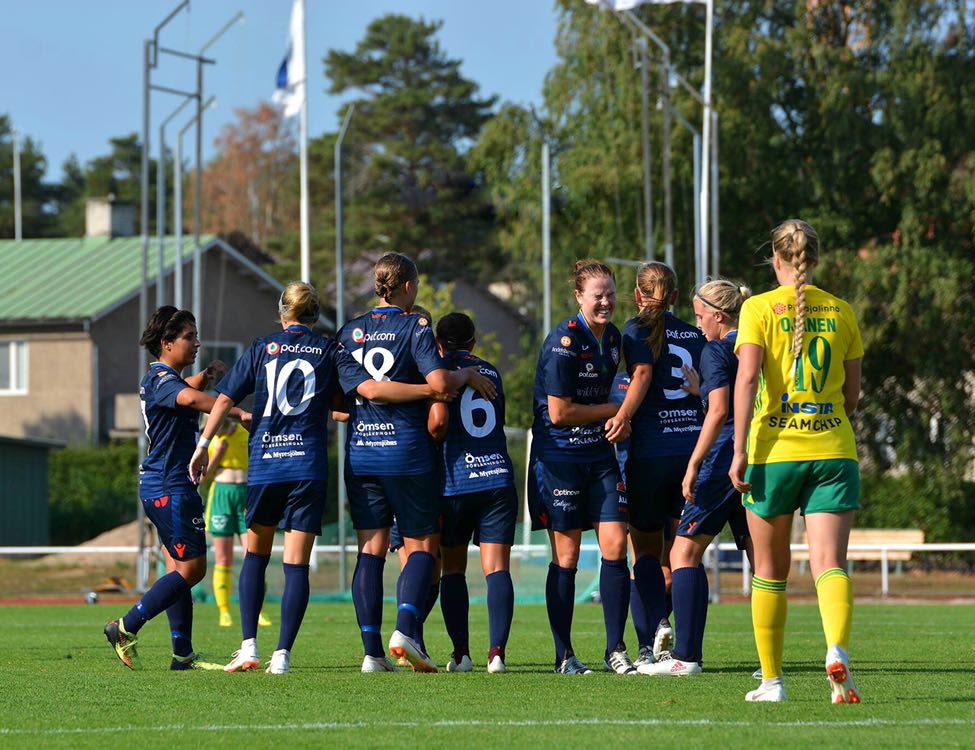 Gang is all here and we’re redo for a battle! We need your support 👊#hejaåland