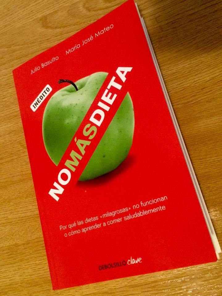 <a href="/JulioBasulto_DN/">🏳️‍🌈Julio Basulto</a> @sumagan <a href="/CarlesMesa/">Carles Mesa🍉</a> Y todo gracias a este libro. ¡Lo recomiendo!