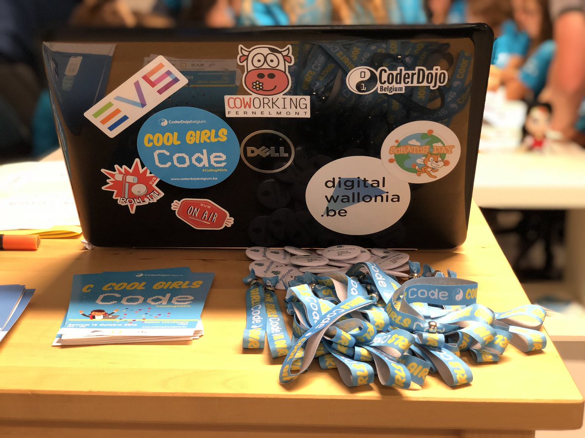 lisalombardibe's tweet image. Cool girls code! Parce qu’il faut plus de filles dans le numérique et dans les #STEM! @CoderDojo4Divas @CoderDojoBe @KodoWallonie @digitalwallonia @pbalancier @valgillon @CelineColas @LeanSquareBE @coworkingliege #girlsintech #coolgirlscode #coderdojo4divas