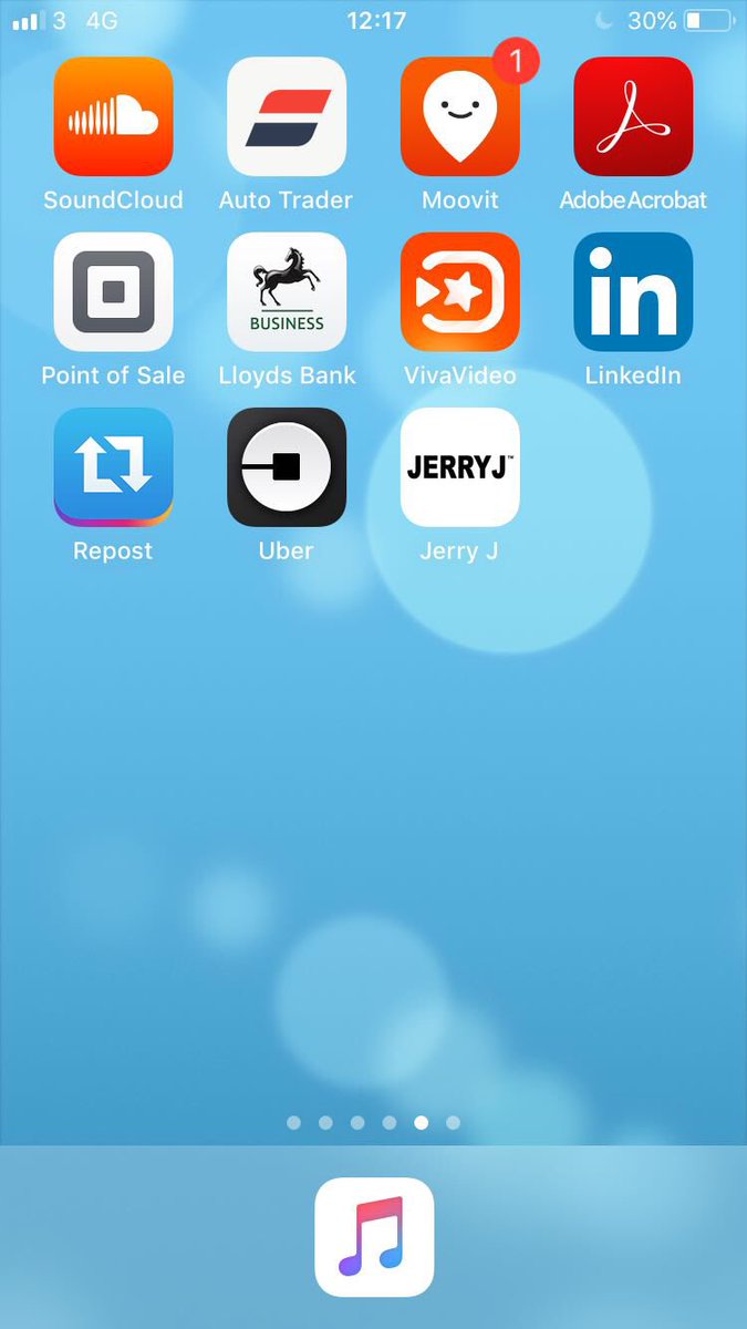 jerryjclothing's tweet photo. Coming soon our JERRYJ @iTunes Official App... Keep your eyes peeled and this is a GAMECHANGER all Fashionista’s! 💯 #JerryJ #Clothing #App #iTunes https://t.co/zRfrRAtgy7