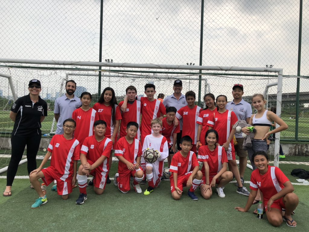 MrSamHo's tweet photo. So proud of #JrBoysSoccer for a well-fought tournament at #PRC in #Shekou #Shenzhen. 2nd overall in round robin w 4 pts, tying 1-1 &amp; winning 3-0. Then won 5-1 in a one-game playoff match to bring home the 3rd place trophy! 
#tismacao #tistigers #letsgotigers #coachlife #weekend https://t.co/aROrOhD4x1