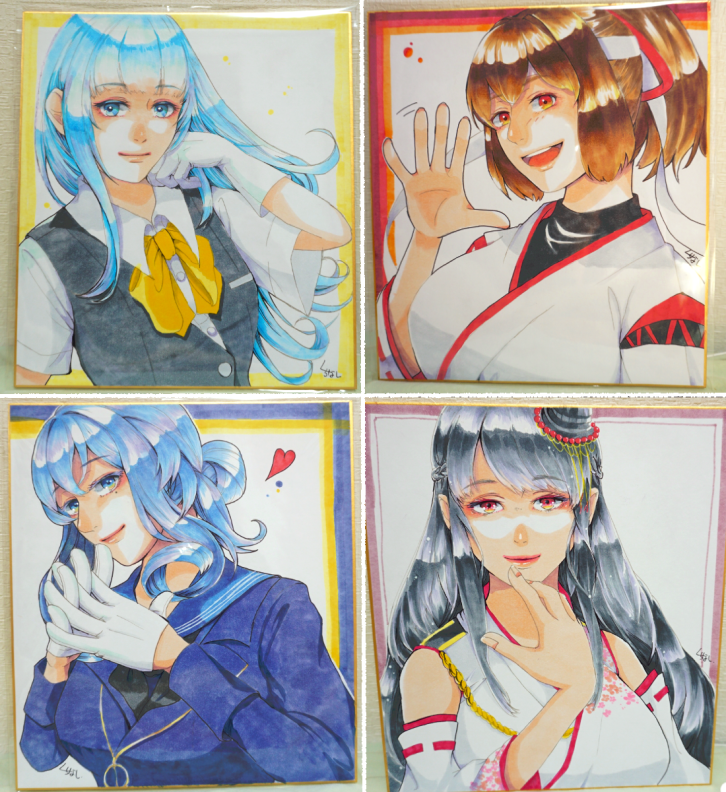 明日の神戸かわさきに持っていく目印ポスターと色紙4枚です( ՞ਊ ՞) 色紙は普通サイズ(notミニ)で各2000円先着順、もしご希望の方いらっしゃいましたら取り置きますのでご連絡下さい。ポスターはイベント終了後ご希望の方いらしたらお譲りしますのでお気軽にご連絡下さい。よろしくお願いしますー!!