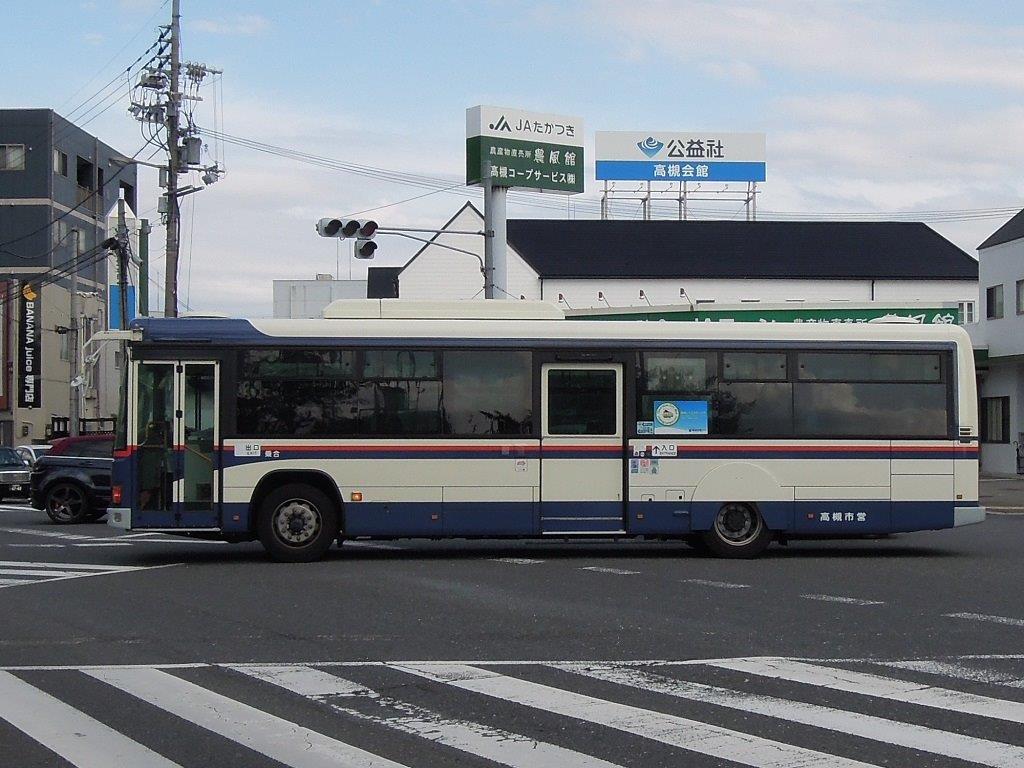 土日旅人 Donichi Tabito 今日の成果 高槻市営バス旧塗装復刻カラー車 幼少期から中学生の頃くらいまで日常的見ていた懐かしいカラーリングに再会出来て感動 高槻市バス 高槻市営バス 高槻市
