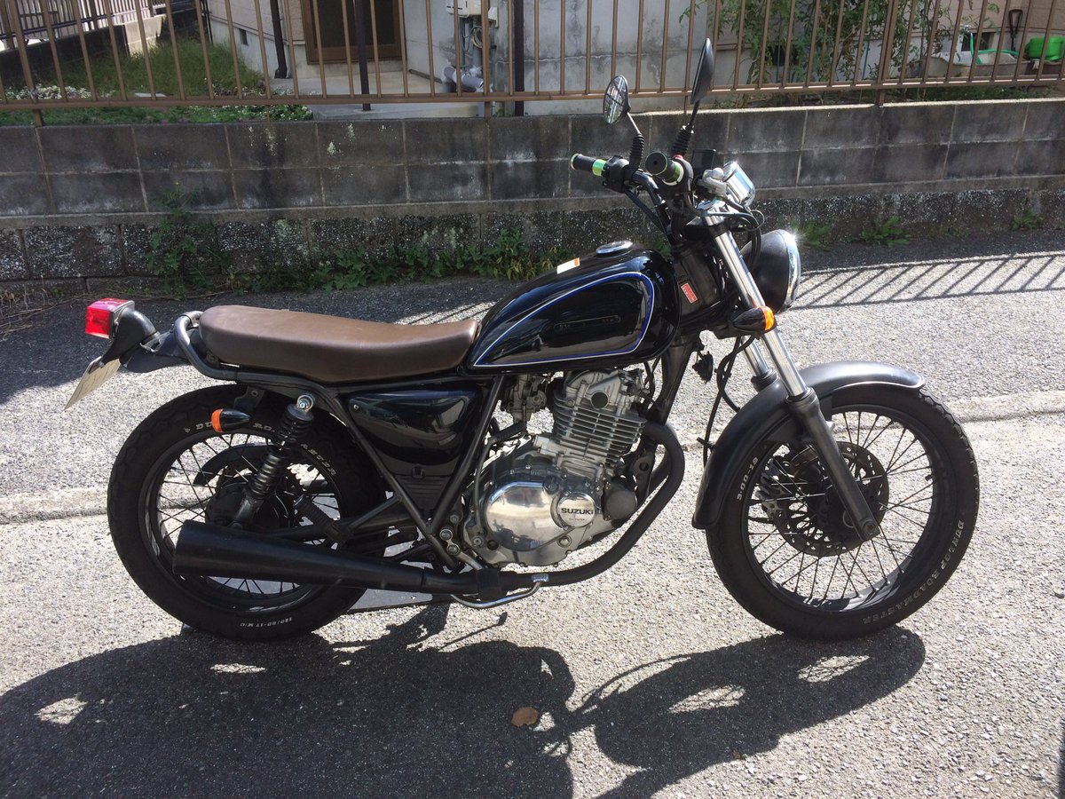 グラストラッカー　GN125タンク