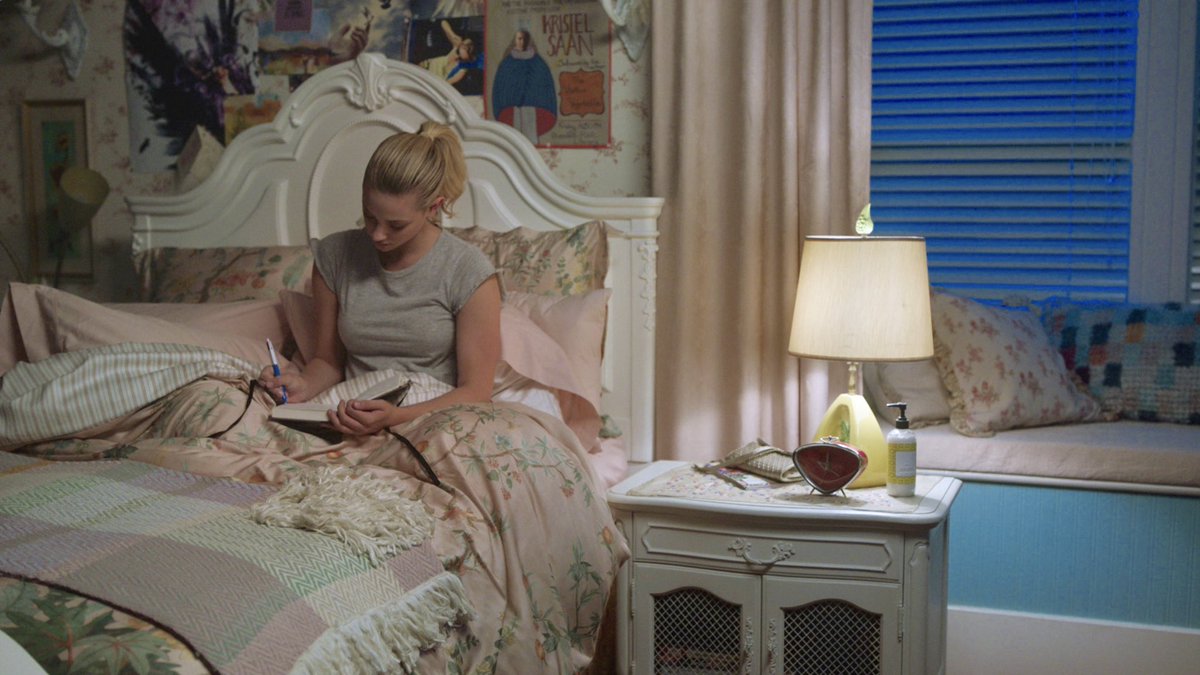 WriterRAS's tweet photo. “B” is for Betty, getting caught up on her diary writing before the next episode of #Riverdale. (Even better than the premiere, IMO...) 🎲🎢🍔🎰🌋💣🐍 https://t.co/VyXqnCqa3C