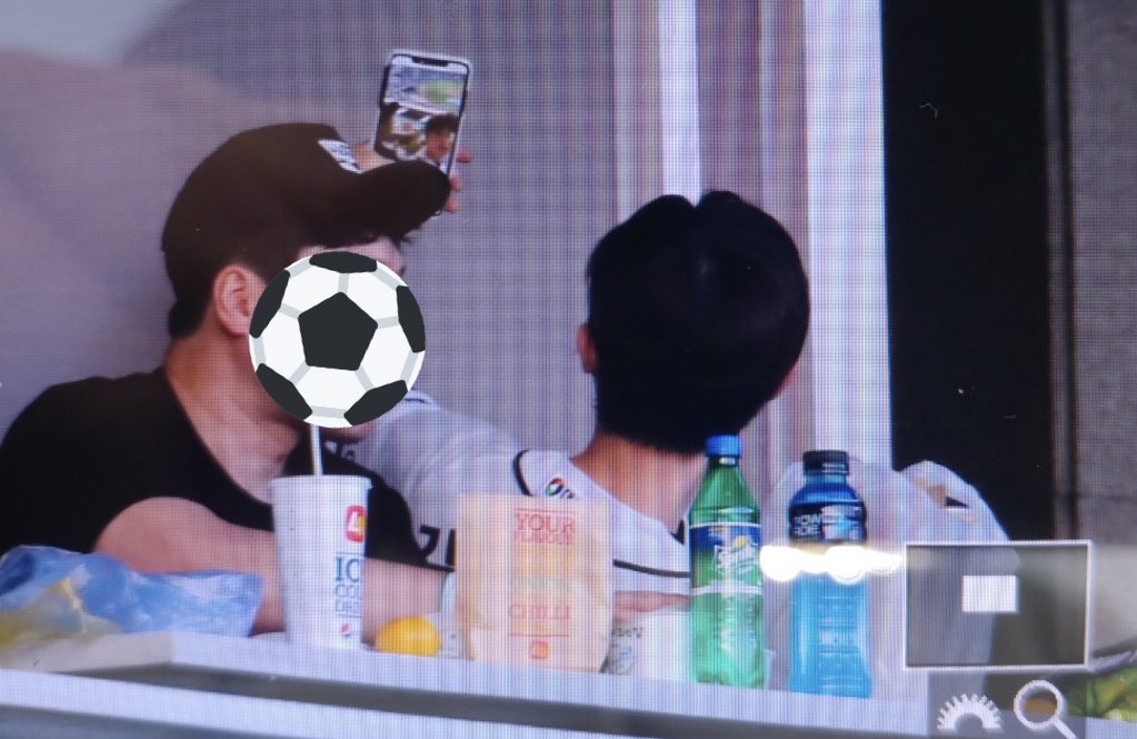 김재환 오늘 두산경기 보러간거 너무 귀욥다.... | 인스티즈