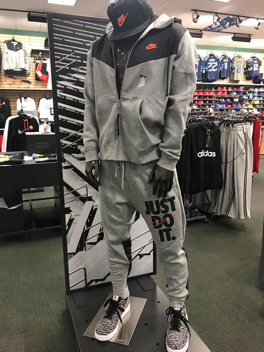 hibbett sports nike sweatpants