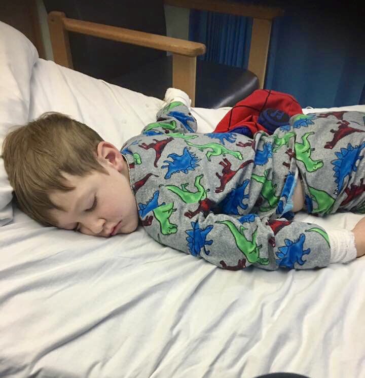 Tessypoos's tweet photo. Billy recovering after his 2nd operation within a week, he’s been the bravest boy ever! #braveboy #secondoperation 😍😘 @stpetersy1 @stpetersbristol https://t.co/Eq07Q2C5WO