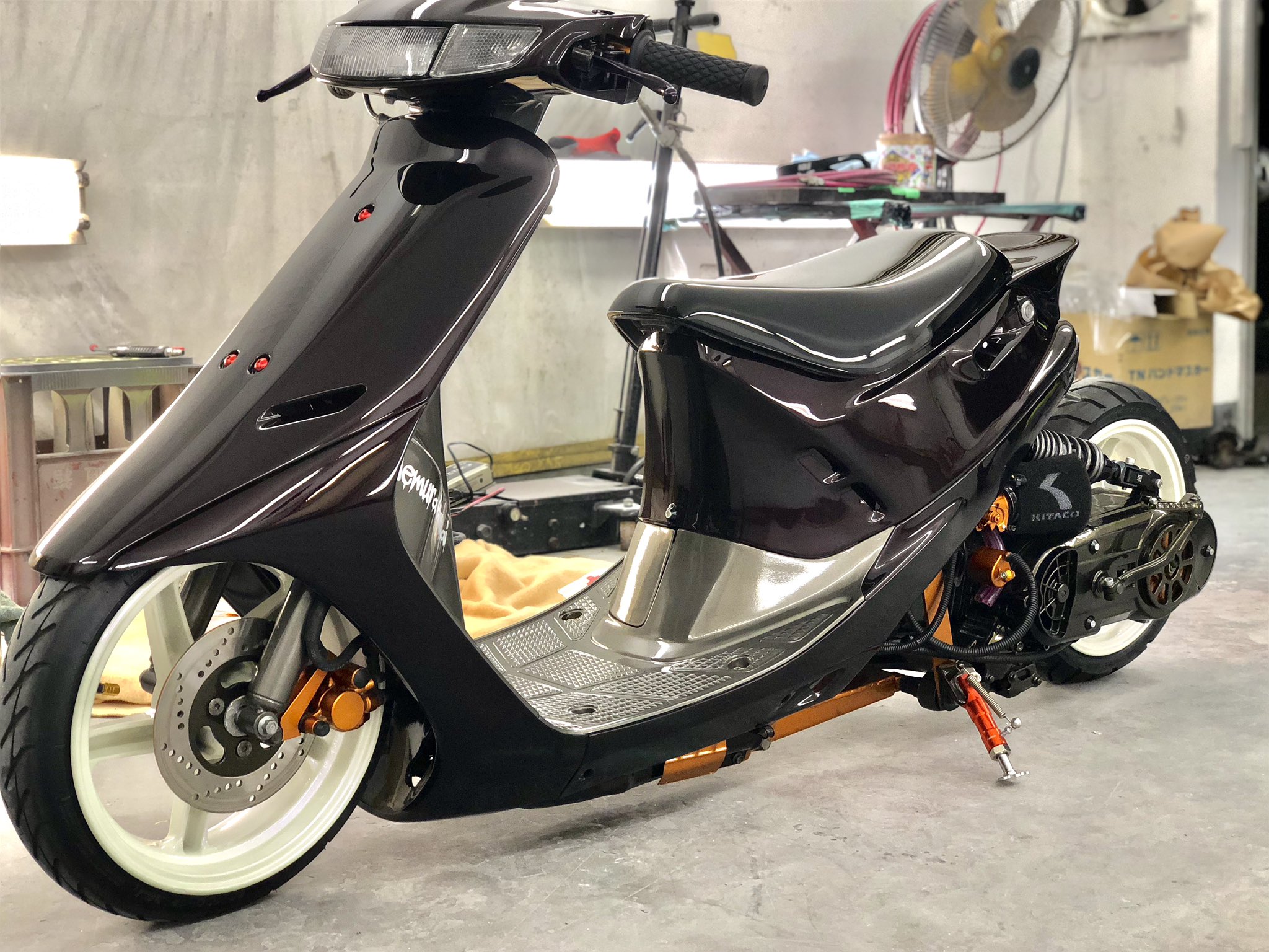 AF27 テールカウル