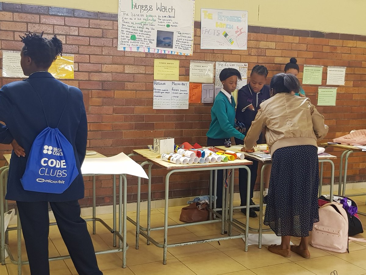 zaBritish's tweet photo. We at Eureka High in Springs,Johannesburg,this chilly morning! 110 Grade 8&9 female learners from 7 schools are demonstrating what they have learnt during the 10 week #microbit coding programme⌨🖲💻 #girlsmakingtech https://t.co/bjFuhahsg1