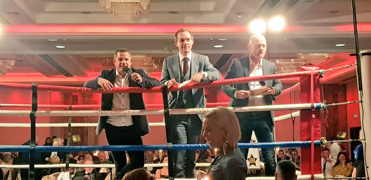 mrjakedwood's tweet photo. Another great @boxingwtstars night last night ππΌπ₯Special thanks to @NicolaTia @alisonrwood @SkyAdamSmith @SkyJohnnyNelson @teensunite @TheoPaphitis @robprogressive @Maeson_smith @MGmrboxing & everyone who came to support the event ππΌ #charity #boxingwiththestars https://t.co/YHdTe8HThv