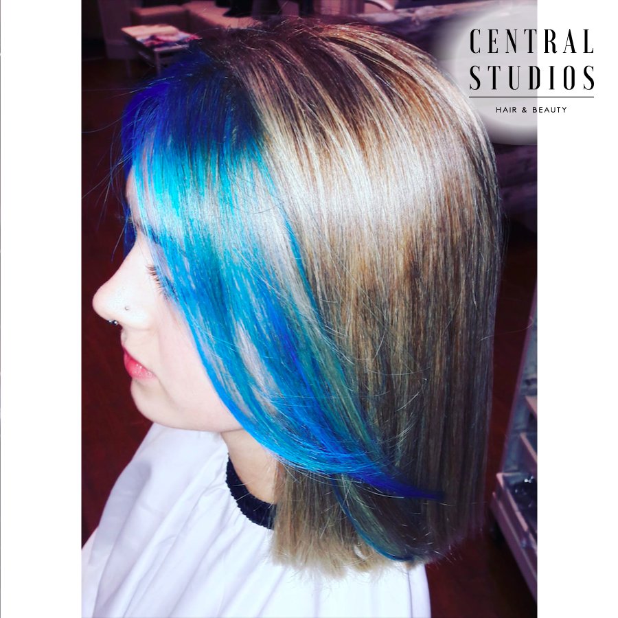 centralstudios2's tweet image. Colour change, cut and styled. 
Contact us on 020 8343 2638 for inquiries. 
#hairstyle #haircut #haircolor #hairstylist #hairstyles #longhair #instahair #hairdo
#stylish #fade #redcolour #redhair #ombre #beautifulhair #goodhairday