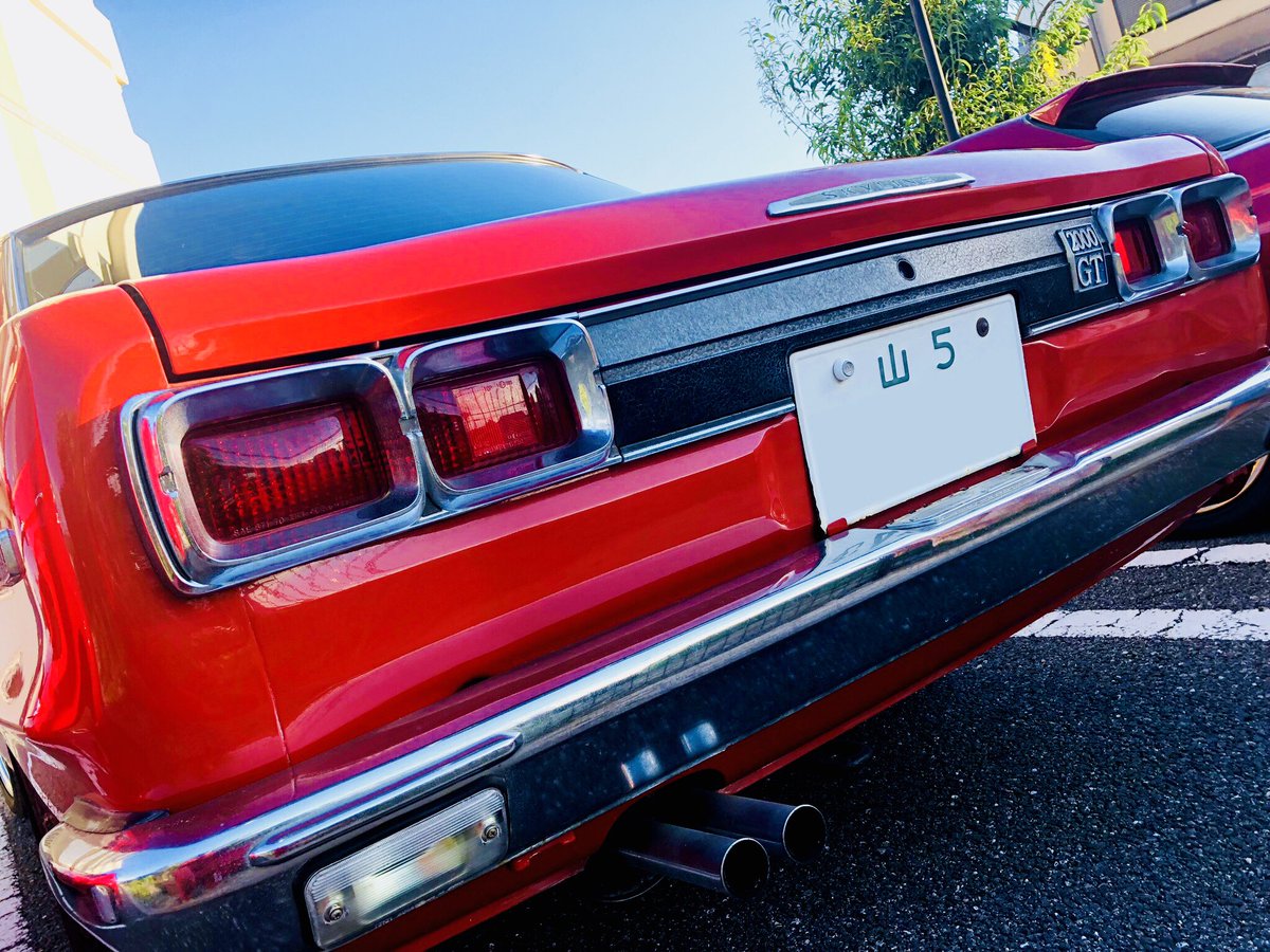 Koz タイロッドエンド交換してたら 先輩とハコスカ降臨わず ちょろっとハコスカ運転させてもらったけどやっぱ32はイマドキ寄りの車だわ 旧車じゃなくて懐車かな 今日はいい夢みれそうや