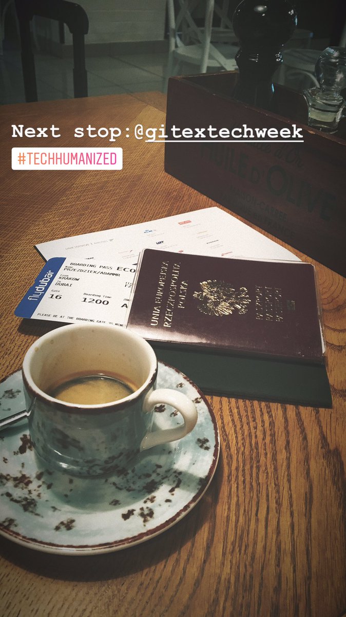 AdamPrzezdziek's tweet photo. #techhumanized goes to @GITEXTechWeek with @TMobilePolska #tech #future #trend https://t.co/zrMk0kRzyx