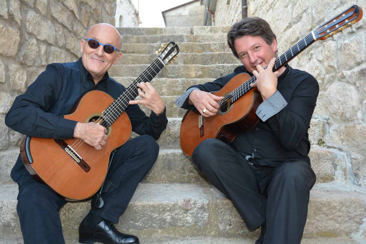 El II <a href="/GuitarFestVLL/">GuitarFestVLL</a> llega hoy a su fin por todo lo alto con el #concierto '¡Una historia de la guitarra...!' del Dúo Dumond y Bernard a las 20h en la #SalaConchaVelasco 🎸🎶 Las entradas están a la venta en bit.ly/2ysGq6D

#música #LavaVLL #Valladolid #GuitarFestVLL