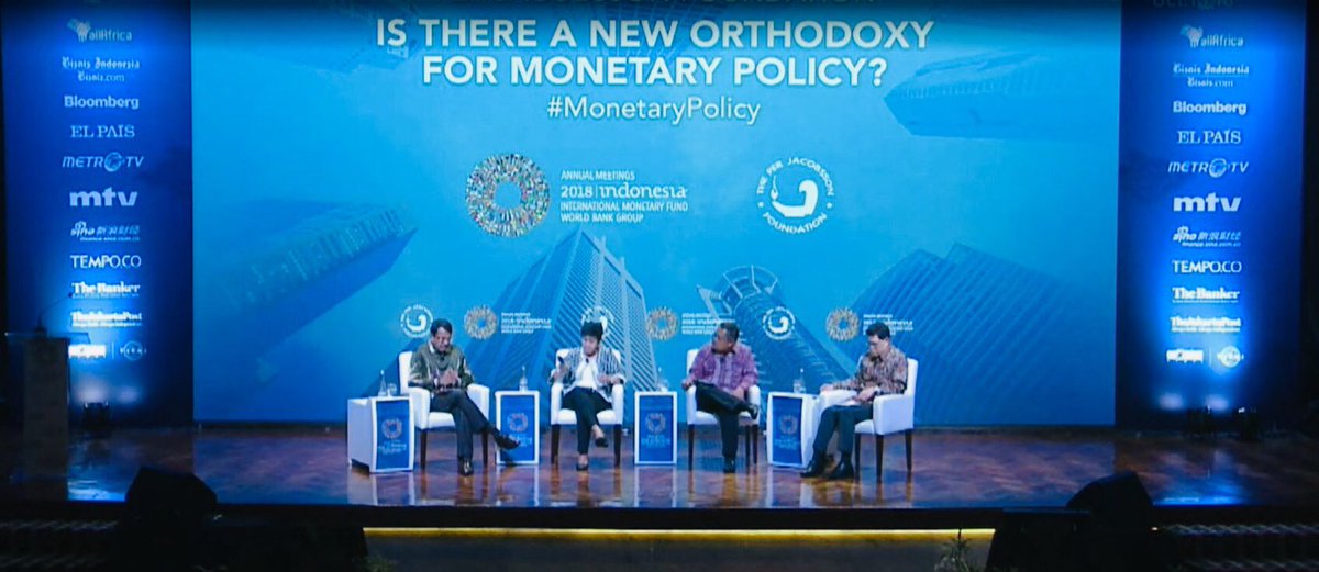 MAS_sg's tweet image. The #PerJacobsson panel discussion took place earlier today, where central bank governors in Southeast Asia had a conversation on whether there is a new orthodoxy for #MonetaryPolicy. READ: meetings.imf.org/en/2018/Annual…