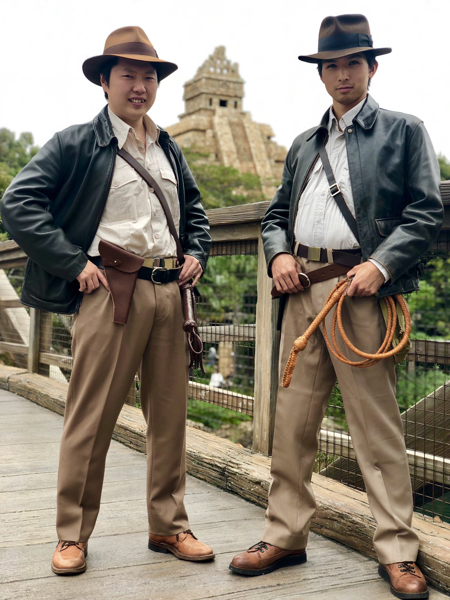 インディージョーンズ　コスプレセット Amazon.co.jp: インディー・ジョーンズ コスプレ デラックス