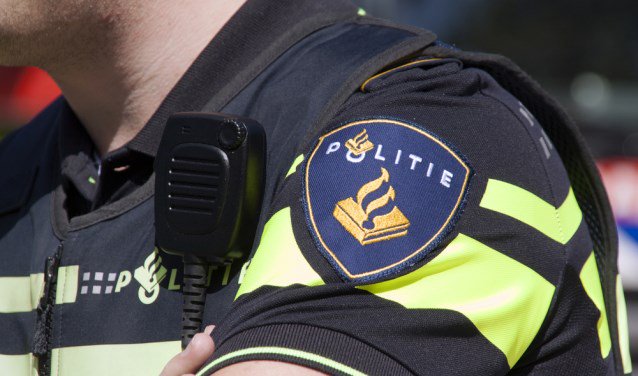 Groep jongens pleegt geweld tegen man met hond in Valkenberg - internetbode.nl/regio/breda/26…