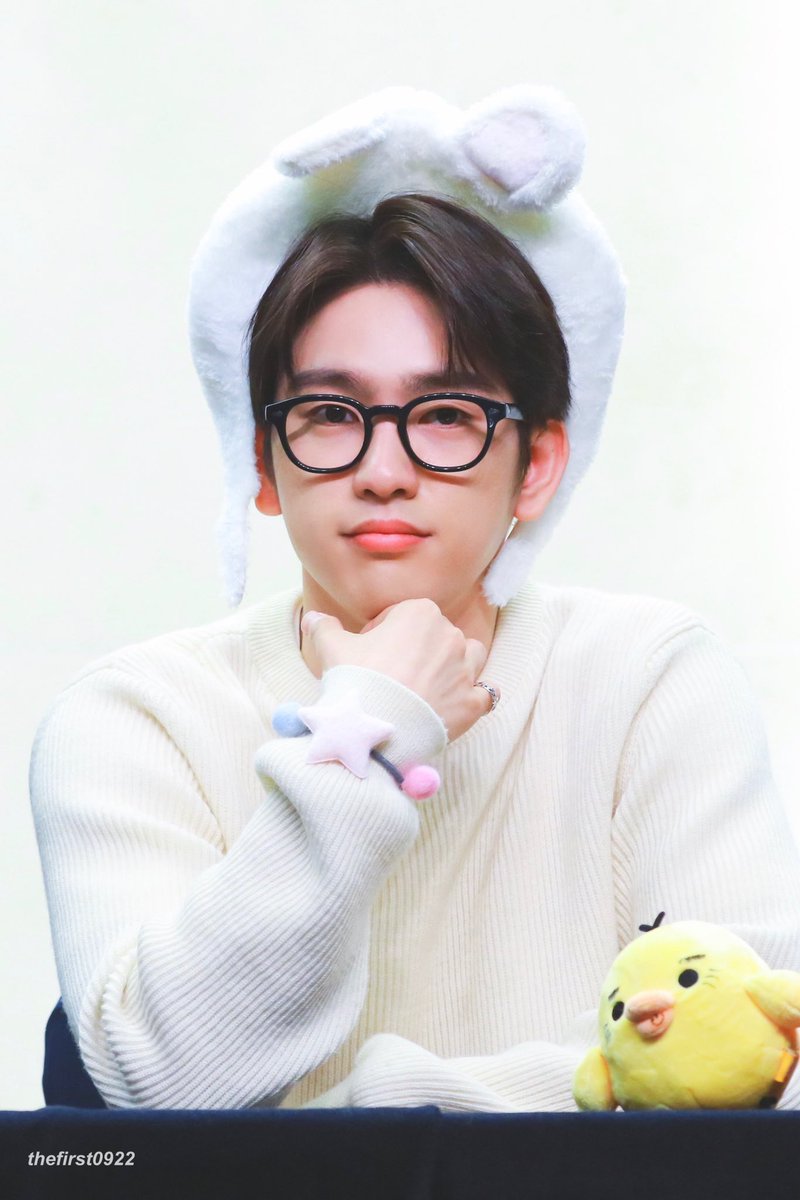 thefirst_0922's tweet photo. #갓세븐 #진영 https://t.co/A3bNY4xZJz