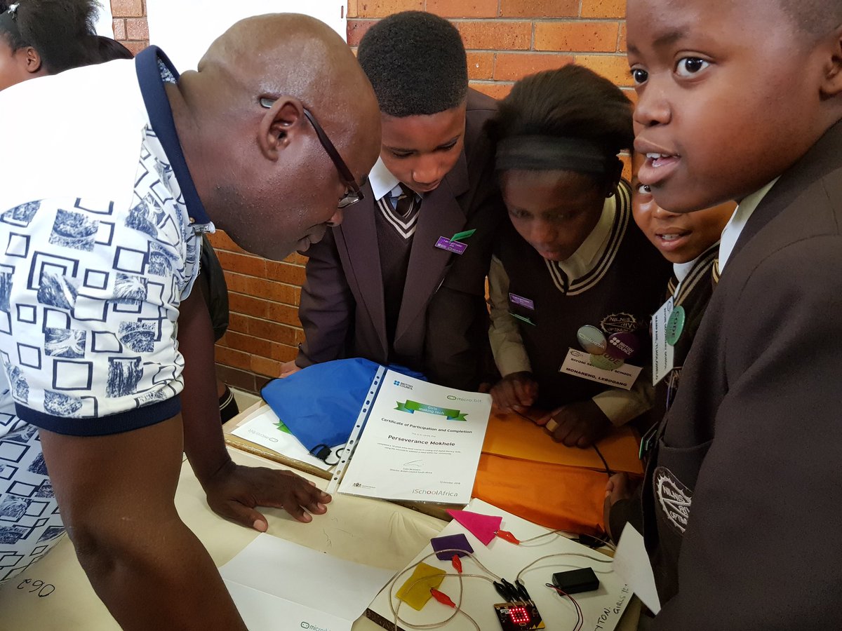 zaBritish's tweet photo. The #girlsmakingtech have used the #microbit to solve challenges relating to bullying,energy efficiency, alarm systems and everything in between!Their ability to code after 10 weeks of learning has amazed us all!💻🖲⌨ https://t.co/U8pa1ygMbK