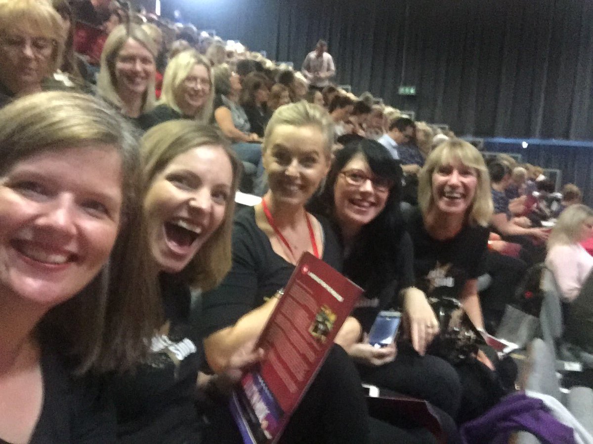 got2singyouth's tweet image. What a fabulous start to an exciting day with @bensawyermusic @UKChoirFestival #ukchoirfestival