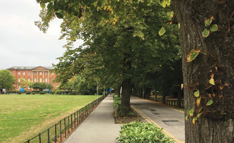 BoothamParkYork's tweet photo. 📣We'd like to hear your views on the future use of the Bootham Park site in #York! Come along to a drop-in session and speak with the team, book on a tour or tell us online! https://t.co/9VlbzHXwmp https://t.co/6huX35VhQk