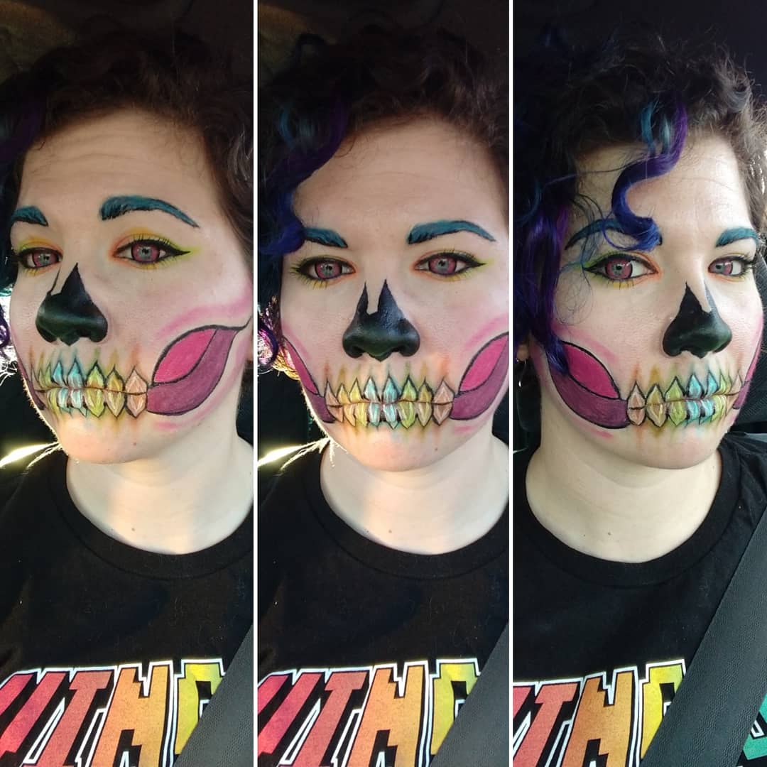 LinkleMegz's tweet photo. Well I gave up on #inktober but I am still being creative... I prefer this media and canvas anyway.... 

Practicing some skulls (never done them before) and The Silence of the Lambs tribute for our book club at work. #BodyPaintLife #BodyPaintPractice #skullmakeup #october https://t.co/NYuZqjGauD