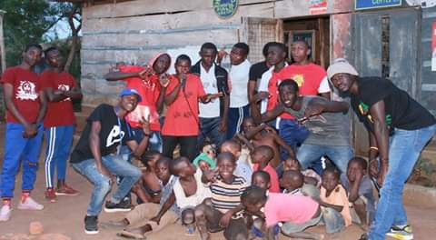 McViniikizo's tweet photo. Throw back sep 18th 2018 at
#THECONNECTINGCLASSROOMSWORKSHOP2018
i truly thank all of u our member and friends out there who mad it to the workshop in iganga community at 256.
peace and love to the
organizers & volunteers too @
#Nompu Gibbon Mc Swaleh @emili mc opok https://t.co/up1IYt0aOc