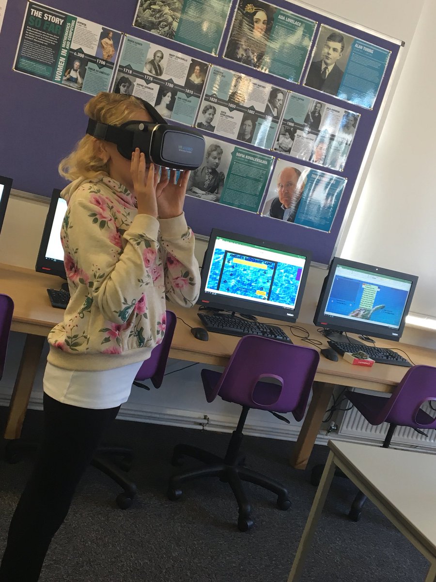 STAHS's tweet photo. Visitors can try out virtual reality in our ICCT classroom #STAHSOpenDay https://t.co/sp2m6UaIGb
