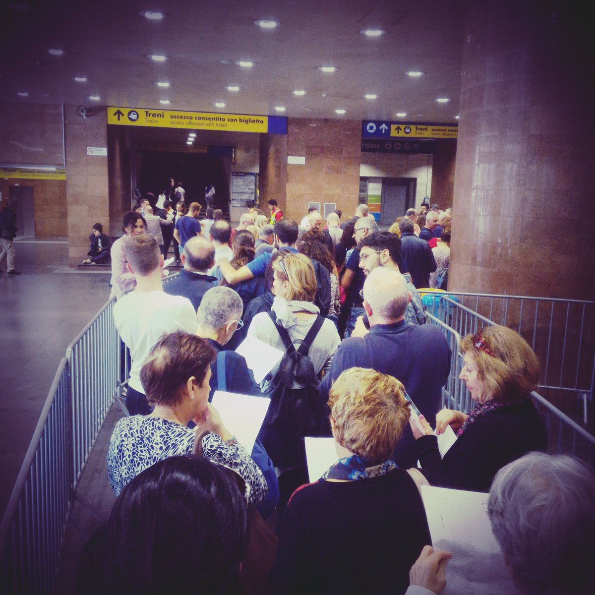 Sbornod's tweet image. #GiornateFai #fondoambiente come ogni anno, presenti. Perché non sono previsti accessi senza fila per le donne in gravidanza?