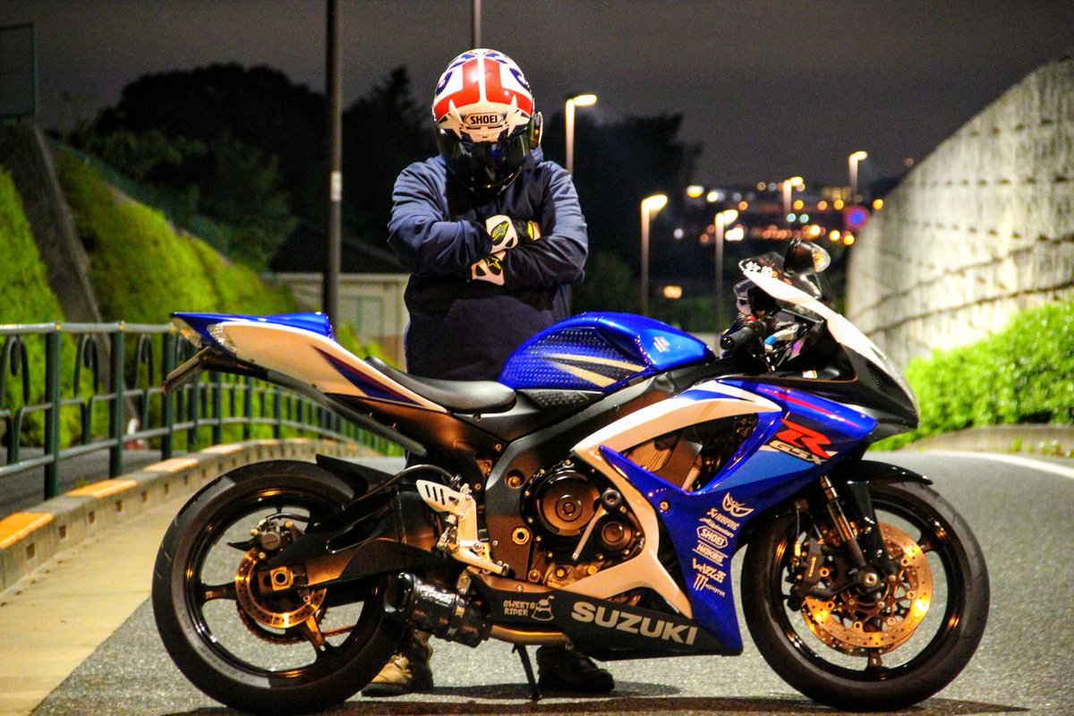 ゆう A Twitter 昨日の夜な夜な撮影会しました D 私に写真撮って欲しい人rt バイクのある風景 バイク写真 写真好きな 人と繫がりたい ファインダー越しの私の世界 バイク乗りと繋がりたい バイク好きと繋がりたい リツイートで私を有名にしてください