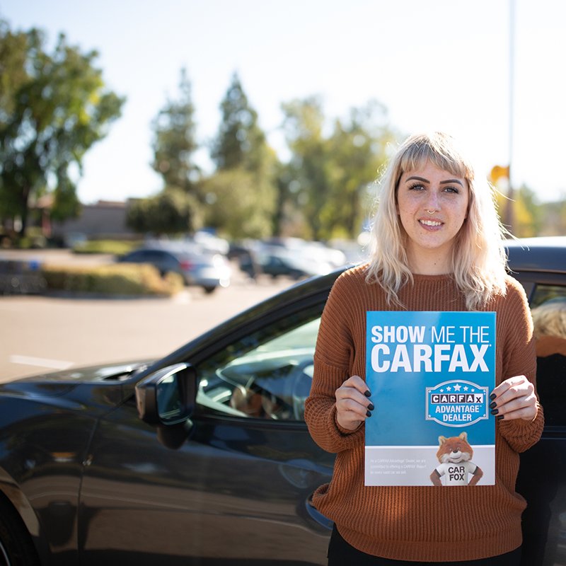 Frontline_Auto's tweet photo. When the sweaters come out, you know it's fall, and that means it’s our CARFAX Fox-Tober sales event. Stop in and say "Show Me the CARFAX today! https://t.co/HLiGvbnsIn https://t.co/n1TdaSzuoV