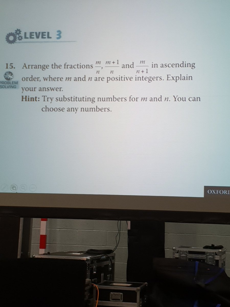 Such a brilliant question, really at the heart of fraction ordering. Try and not use the hint. Nice one <a href="/berniewestacott/">bernie westacott 🏴󠁧󠁢󠁷󠁬󠁳󠁿</a> #MathsConf17
