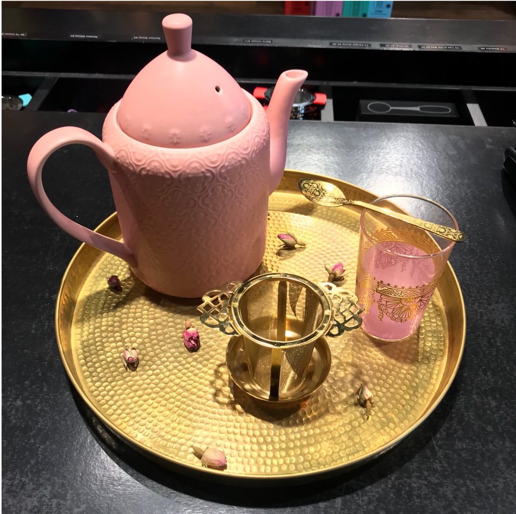 T2TeaCardinalP's tweet photo. Thinking about getting a head start with your Christmas shopping this year? Why not take advantage of our 4 for 3 offer and create a marvellous and personal gift set for your nearest and dearest💝 https://t.co/MaBv5EizkK