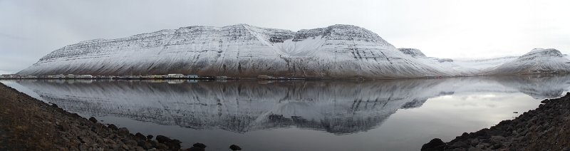 As we leave #Ísafjörður, we'd like to thank all staff &amp; students @Haskolasetur for their help &amp; support &amp; for a fantastic week of ideas &amp; exploration on the Arctic Futures &amp; Strategic Foresight course. Now, to #Reykjavik &amp; @ArcticAssembly! #arcticfutures #ArcticCircle2018