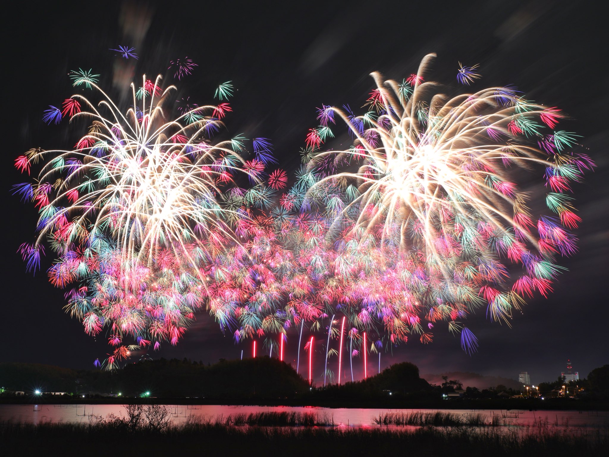 菅家 優介 Kanke Yusuke 成田山開基 1080 年祭記念 Narita花火大会 In 印旛沼 今年必ず撮りたかった花火大会です 観客参加型花火大会 という全国を探しても珍しいプログラム構成 地元でこんなに素晴らしい花火大会が開催されていることを 誇り 菅家 優介 Kanke Yusuke 成田山開基 1080 年祭記念 Narita花火大会 In 印旛沼 今年必ず撮りたかった花火大会です 観客参加型花火大会 という全国を探しても珍しいプログラム構成 地元でこんなに素晴らしい花火大会が開催されていることを 誇り