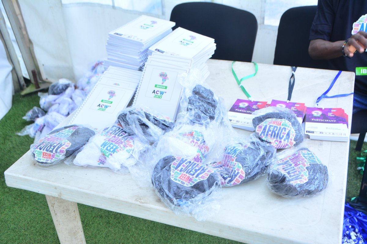 Prilenz's tweet image. Registration souvenirs
#GrowwithGoogle #AfricanCodeWeek #GoogleDigitalSkills @googleafrica @GoogleForEdu #ACW #ACWIbadan #IbadanACW #fun #innovation #innovative #Empowerment #empowerme